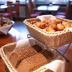 奥斯特库格酒店 胡苏姆
