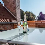 奥斯特库格酒店 酒店 胡苏姆