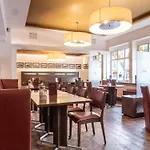 酒店 奥斯特库格酒店 胡苏姆