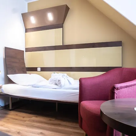 Osterkrug Hotel 4*