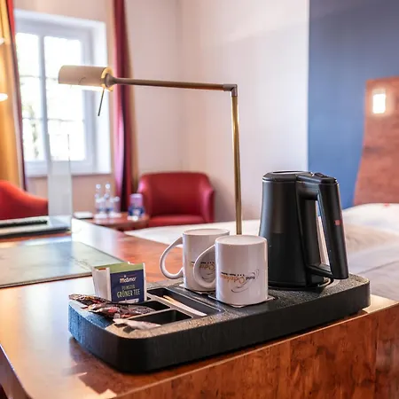 Osterkrug 4* הוסום