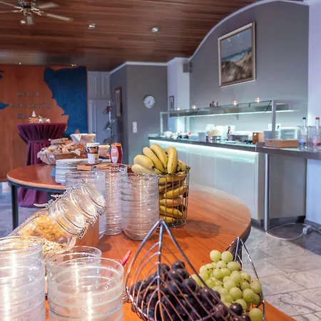 מלון Osterkrug 4*